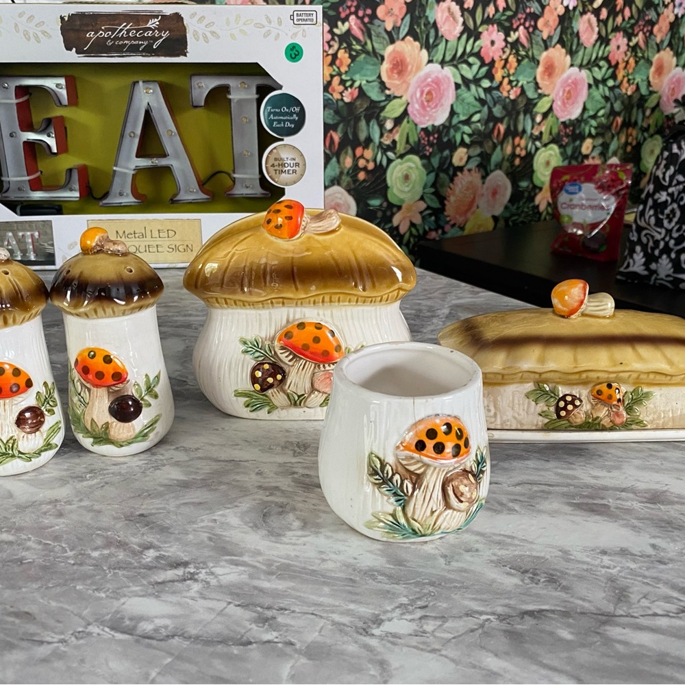 Merry mushroom Sears